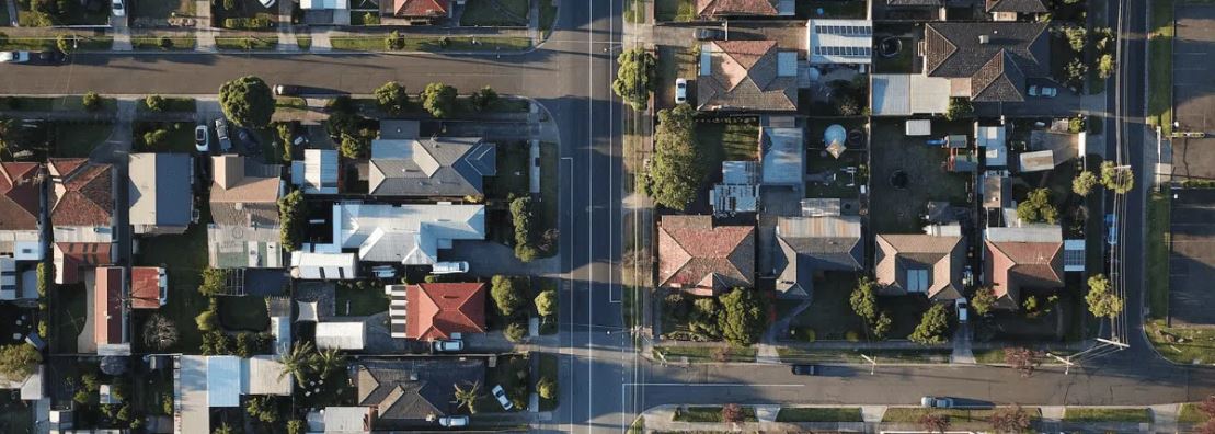 Los servicios y aspectos más valorados en un barrio cuando buscamos casa para comprar