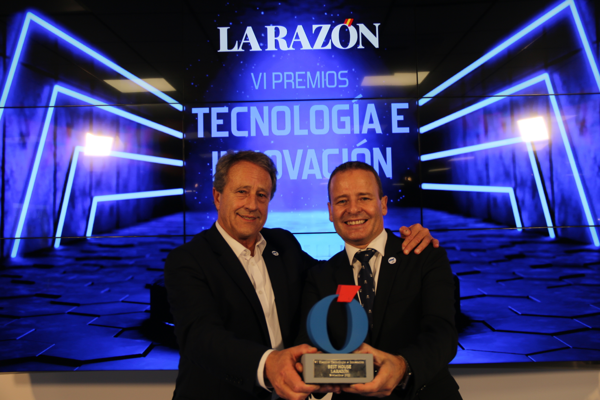 Grupo BEST HOUSE: "PREMIO A LA INNOVACIÓN TECNOLÓGICA EN EL SECTOR INMOBILIARIO"