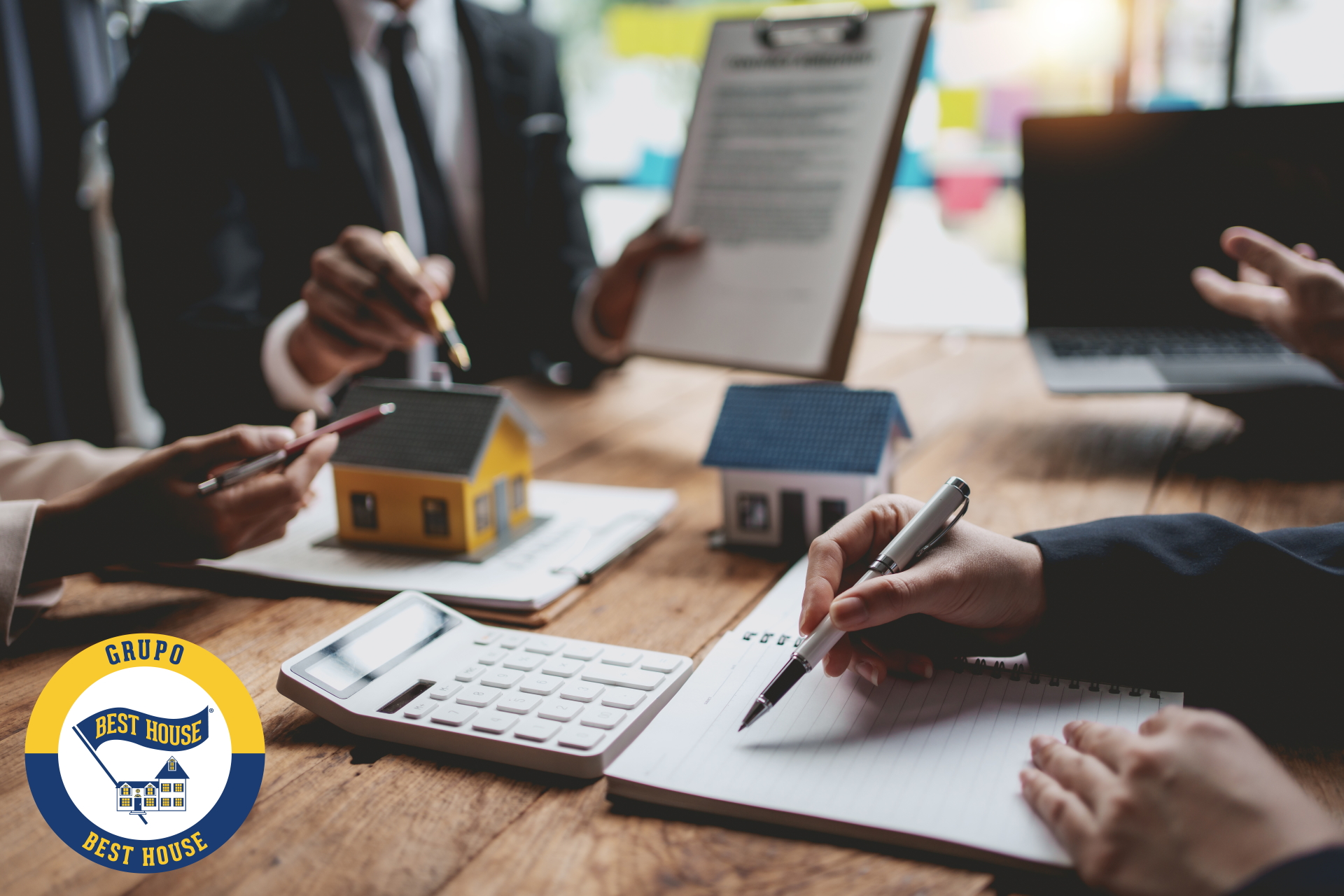 BEST HOUSE explica: Los Perfiles Profesionales y la Coordinación en una Agencia Inmobiliaria